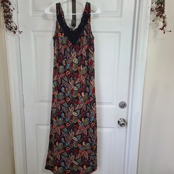 (1340) Croft and Barrow  Woman's Sun Dress, Size: Medium Color: Paisley - Picture 4 of 14
